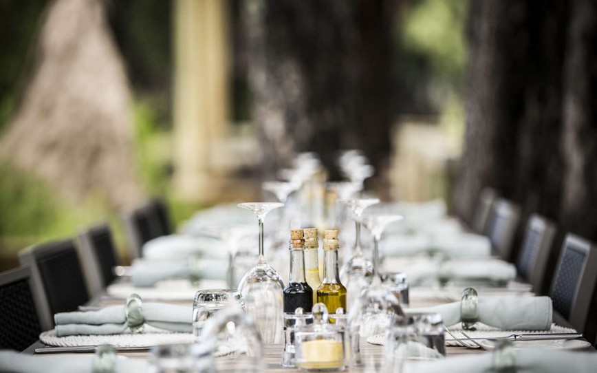Dining,-Details,-v.jpg