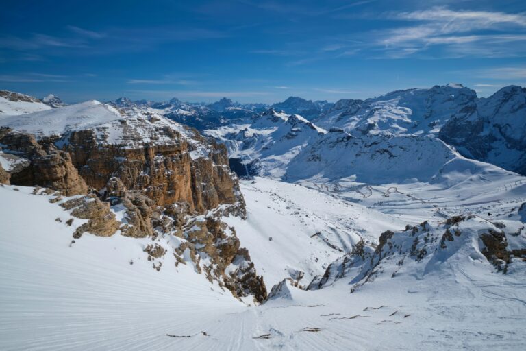 Ski and Snow