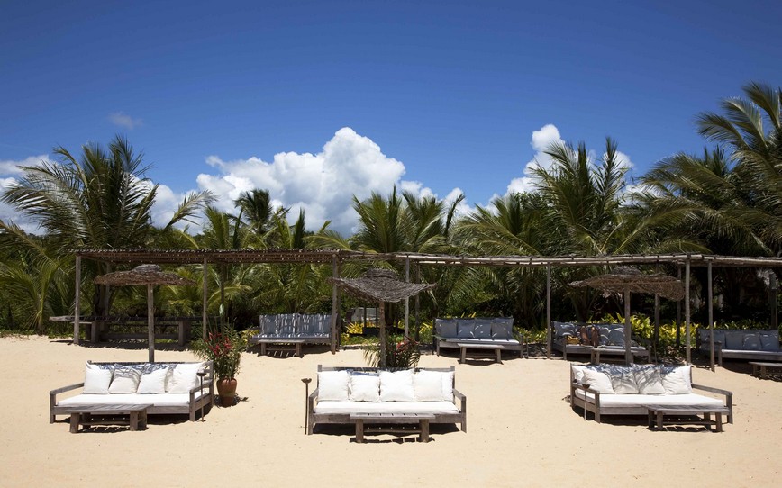 Ocean-front,-Beach,-Day-beds,-Tropical,.jpg
