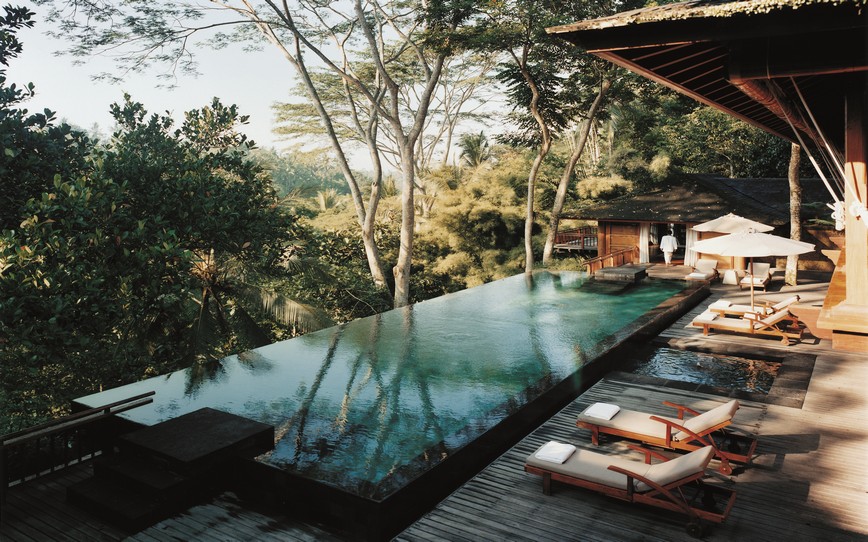 Tirta_Ening_pool.jpg